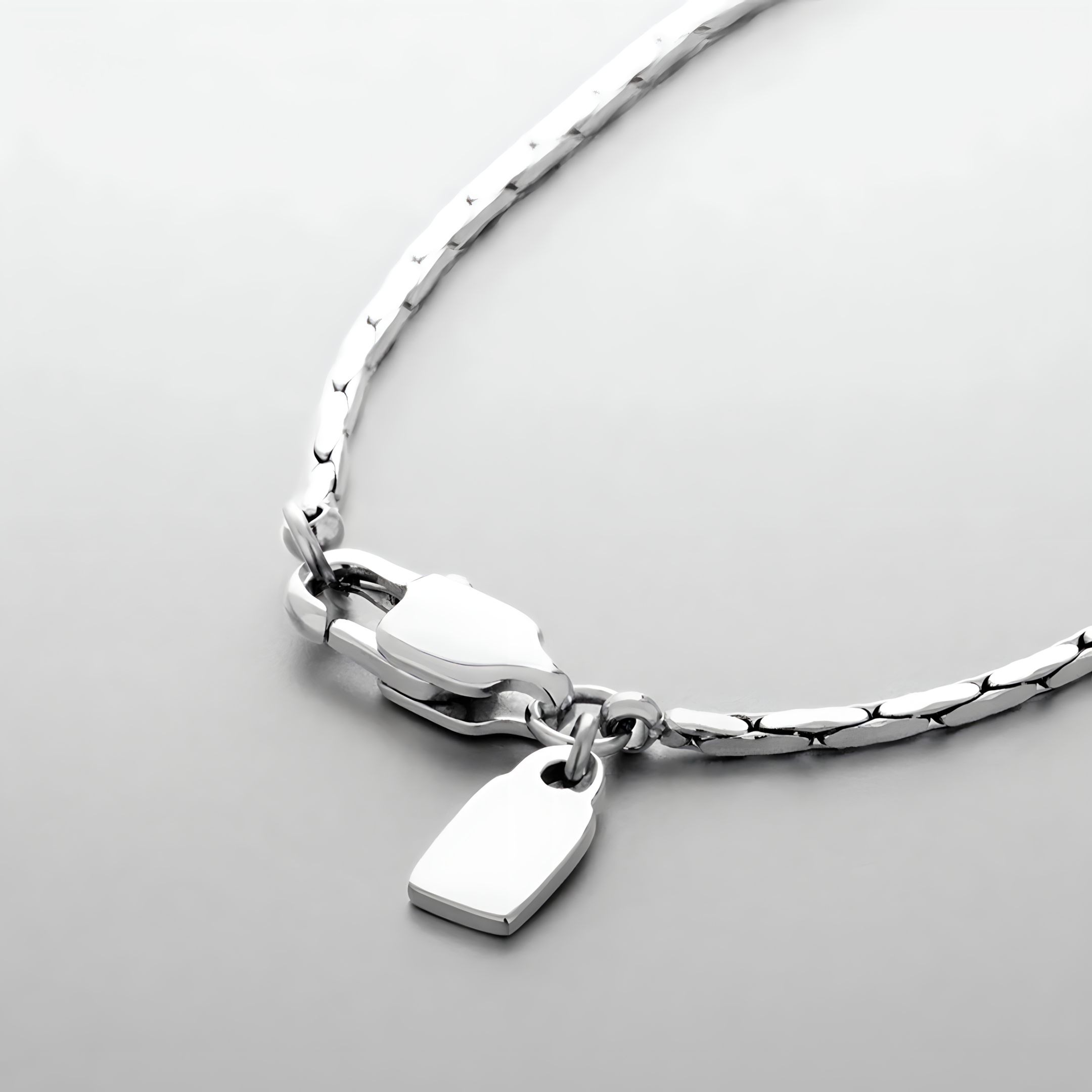 NEXUS - COLLIER EN ACIER INOXYDABLE POUR HOMME
